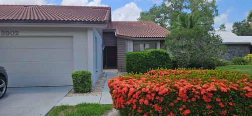98-3902 Wilshire Dr, SARASOTA, FL, 34238-2565 | Card Image