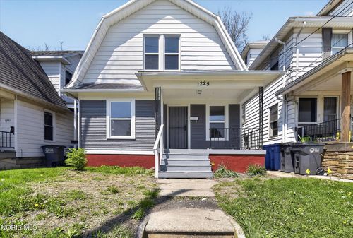 1225 Varland Ave, Toledo, OH, 43605-3247 | Card Image