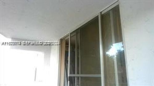 314-496 Nw 165th Street Rd, Miami, FL, 33169-6466 | Card Image