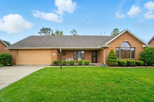 1775 Fox Ridge Dr E, Springfield, OH, 45503-5753 | Card Image