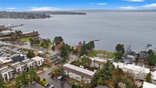 apt-104-10110 Ne 60th St, Kirkland, WA, 98033-7327 | Card Image