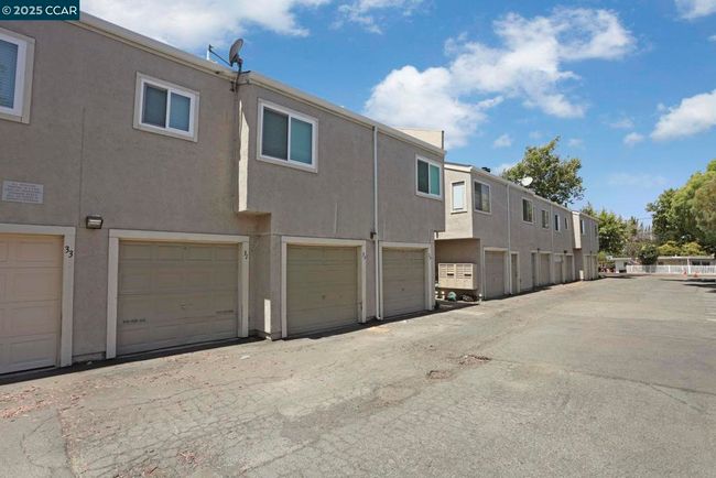 APT-29 - 3712 Willow Pass Rd, Condo with 2 bedrooms, 2 bathrooms and 1 parking in Concord CA | Image 30