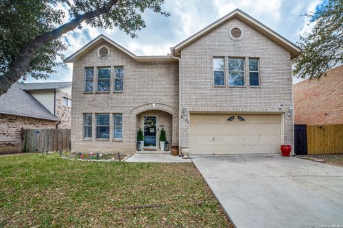 8122 Brisbane, Converse, TX, 78109-3223 | Card Image