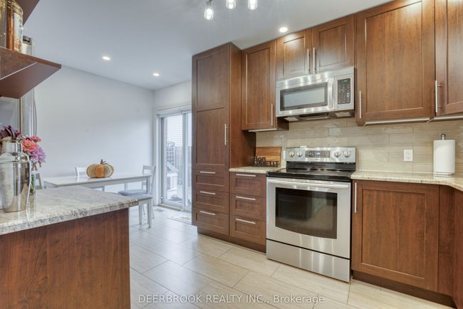 2620 Allyson Ave, House other with 4 bedrooms, 2 bathrooms and 2 parking in Windsor ON | Image 9