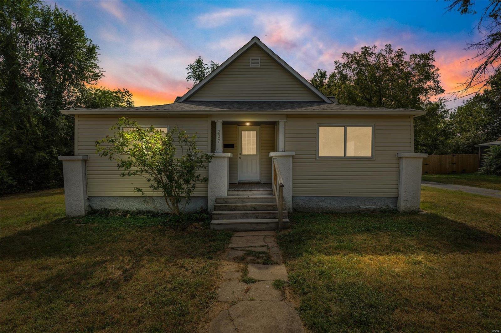 Crane St, Park Hills, MO 63601