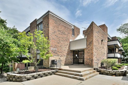 apt-306-1813 Hemlock Pl, Schaumburg, IL, 60173-4248 | Card Image