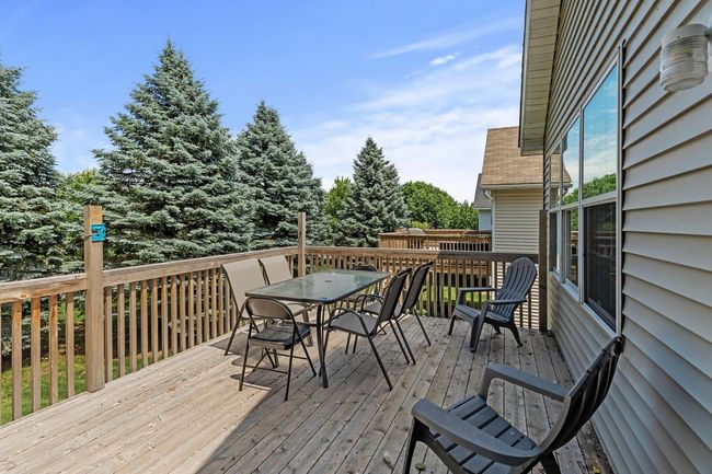 7371 Devin Ln, Townhouse with 3 bedrooms, 3 bathrooms and null parking in Shakopee MN | Image 15