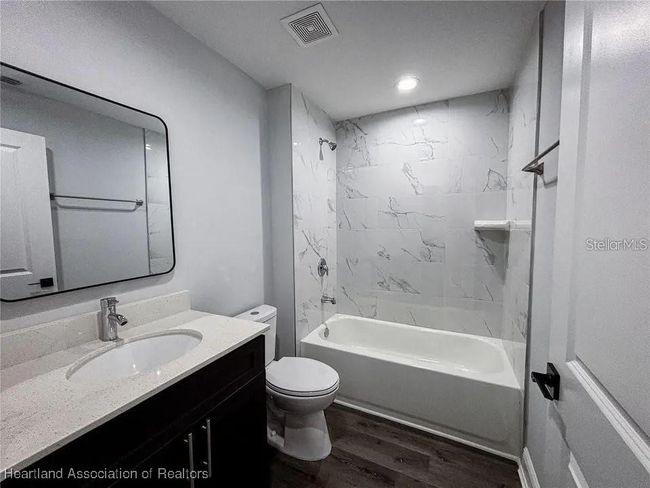 8011 Leonardo St, House other with 3 bedrooms, 2 bathrooms and null parking in Sebring FL | Image 4