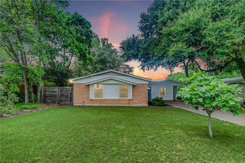 4813 Blueberry Trl, Austin, TX, 78723-5309 | Card Image