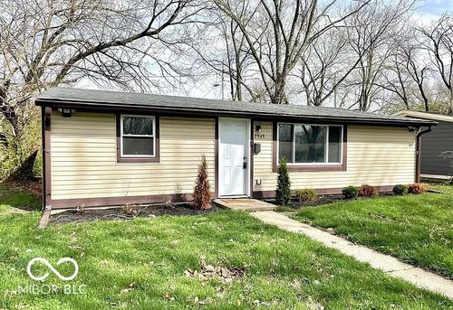 2949 Wallace Ave, Indianapolis, IN, 46218-3131 | Card Image