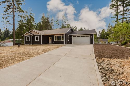 13540 Carney Lake Rd Sw, Port Orchard, WA, 98367-7321 | Card Image