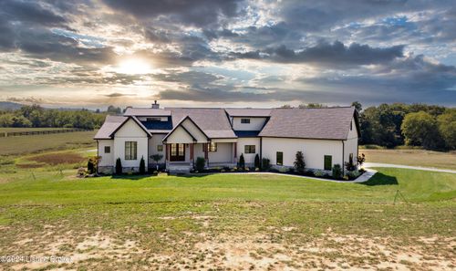 755 S Stallard Dr, Shelbyville, KY, 40065-8934 | Card Image