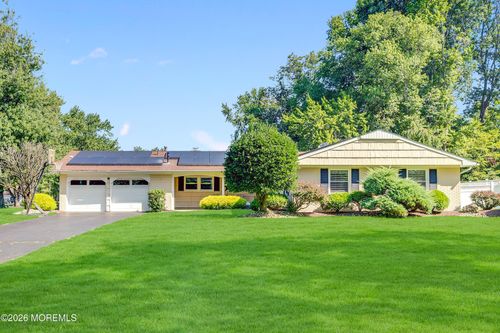 25 Ryan Rd, Manalapan, NJ, 07726-2956 | Card Image