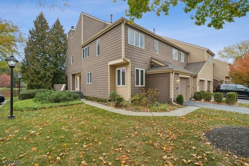 47 Cambridge Ct, Madison, NJ, 07940-1144 | Card Image