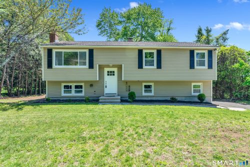 80 School House Rd, Wallingford, CT, 06492-3455 | Card Image