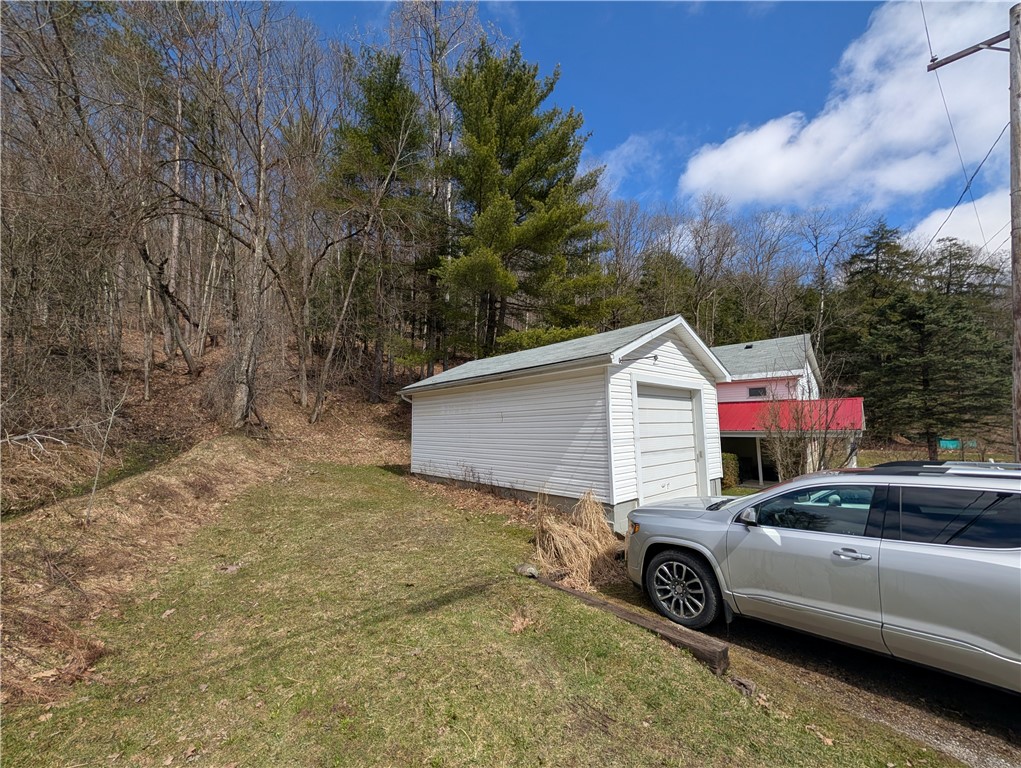 Residential in Foster Town 4