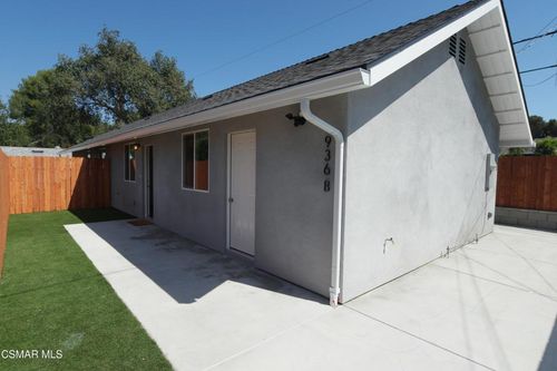 b-936 Calle Pensamiento, Thousand Oaks, CA, 91360-4842 | Card Image