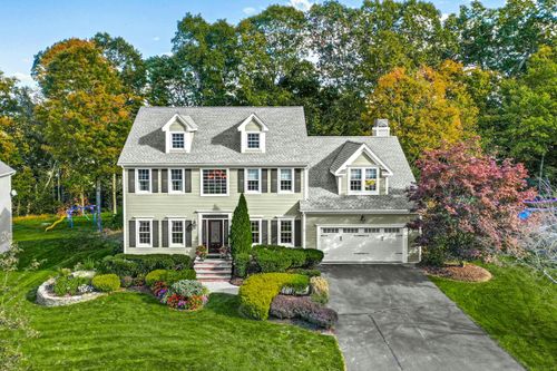 18 Sarenee Circle, Trumbull, CT, 06611 | Card Image