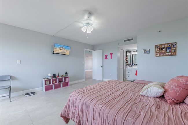 APT-708B - 3910 Inverrary Blvd, Condo with 3 bedrooms, 3 bathrooms and null parking in Lauderhill FL | Image 14