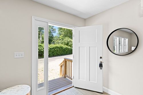 69 Wood St, Hanson, MA, 02341-1400 | Card Image