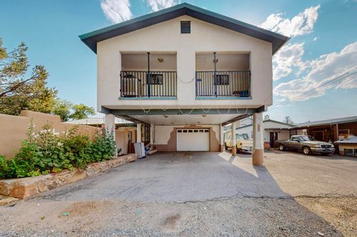 2374 Camino Meliton, Santa Fe, NM, 87507-3233 | Card Image