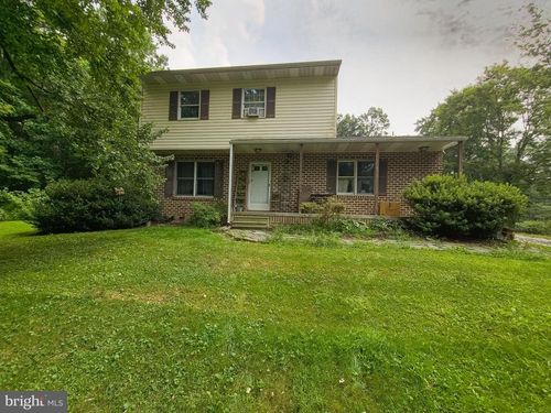 214 Youngs Church Rd, SHERMANS DALE, PA, 17090-8442 | Card Image