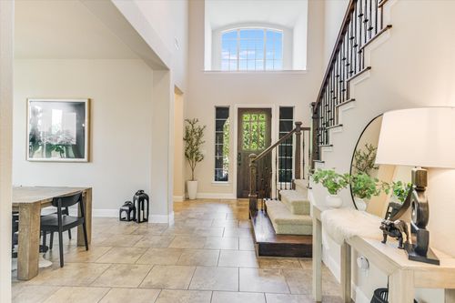 8813 Fescue Ln, Austin, TX, 78738-4056 | Card Image