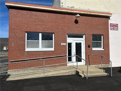 363 E Market Street Ext, Corning, NY, 14830-2960 | Card Image
