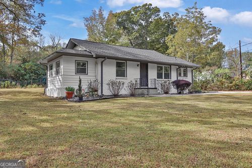 5599 Redan Cir, Stone Mountain, GA, 30088-3411 | Card Image