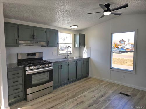 10110 E 120th Ave, Henderson, CO, 80640-9390 | Card Image