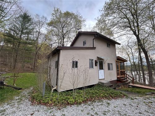 32290 Richey Ln, Freeport, OH, 43973 | Card Image