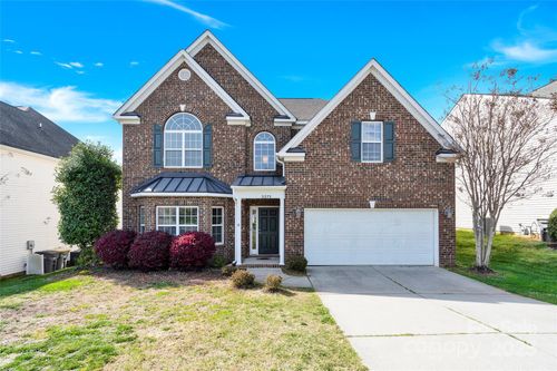 2275 Laurens Dr, Concord, NC, 28027-7637 | Card Image