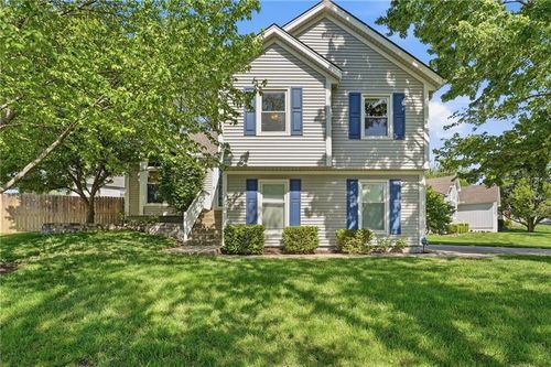 7328 N Oakland Ave, Kansas City, MO, 64158-1201 | Card Image