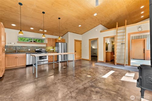 16 Littel Rd, Mazama, WA, 98833-9735 | Card Image