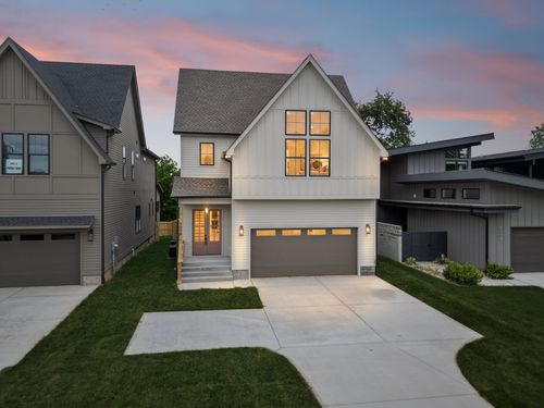 905A Potter Ln, Nashville, TN, 37206-1145 | Card Image
