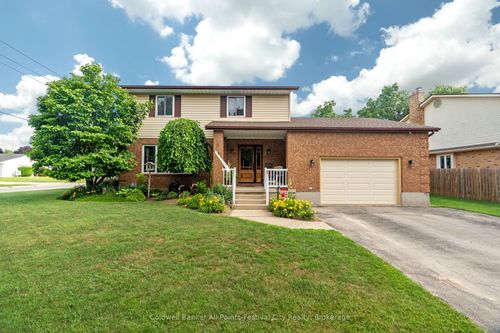 5 Krohmer Dr, Goderich, ON, N7A4G8 | Card Image