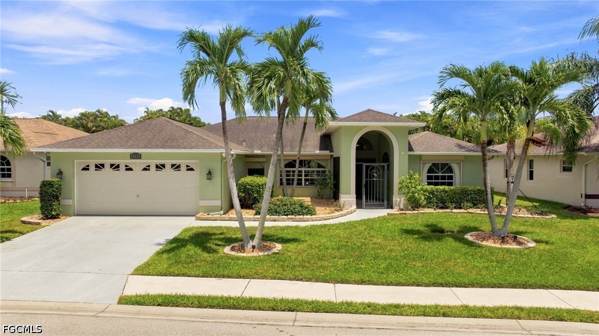 Residential in Estero
