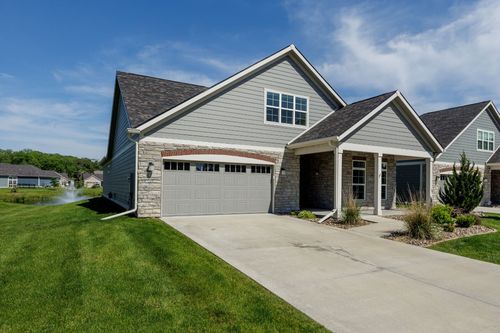 908 S 100th St, West Des Moines, IA, 50266-1304 | Card Image