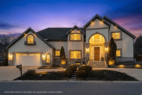 2765 E Blue Spruce Dr, Holladay, UT, 84117-7702 | Card Image