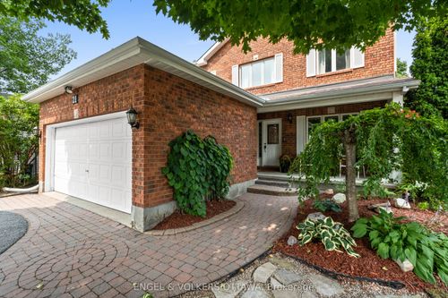 21 Mayford Ave, Nepean, ON, K2G6A7 | Card Image