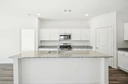 1870 Purtis Creek Dr, Forney, TX, 75126-3485 | Card Image
