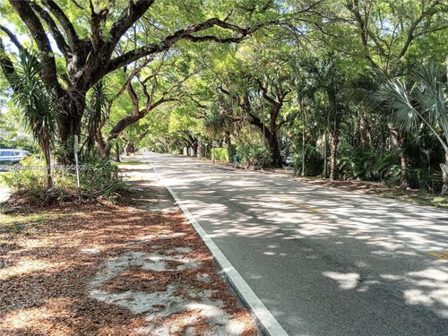 4187 S Le Jeune Rd, Miami, FL, 33133 | Card Image