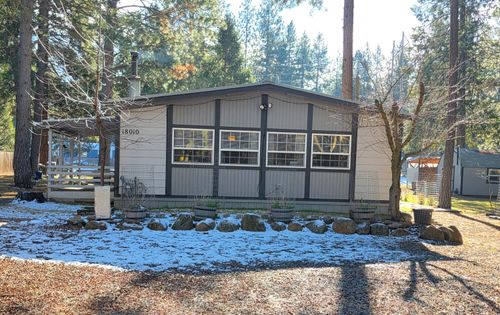 18010 Ponderosa Ln, Klamath Falls, OR, 97601-9236 | Card Image