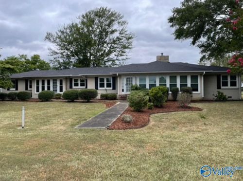 13085 Mooresville Rd, Athens, AL, 35613-8221 | Card Image
