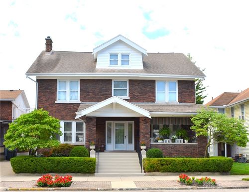 211 W Greene St, Piqua, OH, 45356-2213 | Card Image