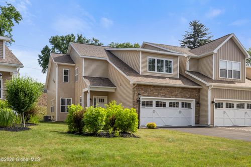 10 Idared Ln, Halfmoon, NY, 12065-4475 | Card Image