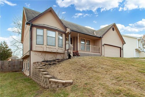 4201 Nw 64th Pl, Kansas City, MO, 64151-4057 | Card Image