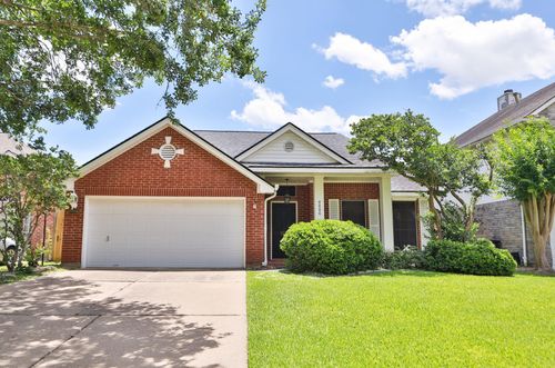 8006 Virginia Water Ln, Houston, TX, 77095-3476 | Card Image