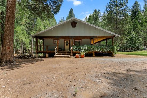 30704 Hagen Flat Road, Big Bend, CA, 96011 | Card Image