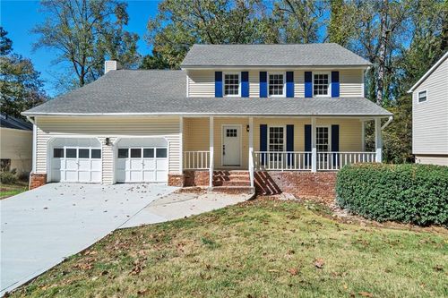 1559 Fieldgreen Overlook, Stone Mountain, GA, 30088-3110 | Card Image